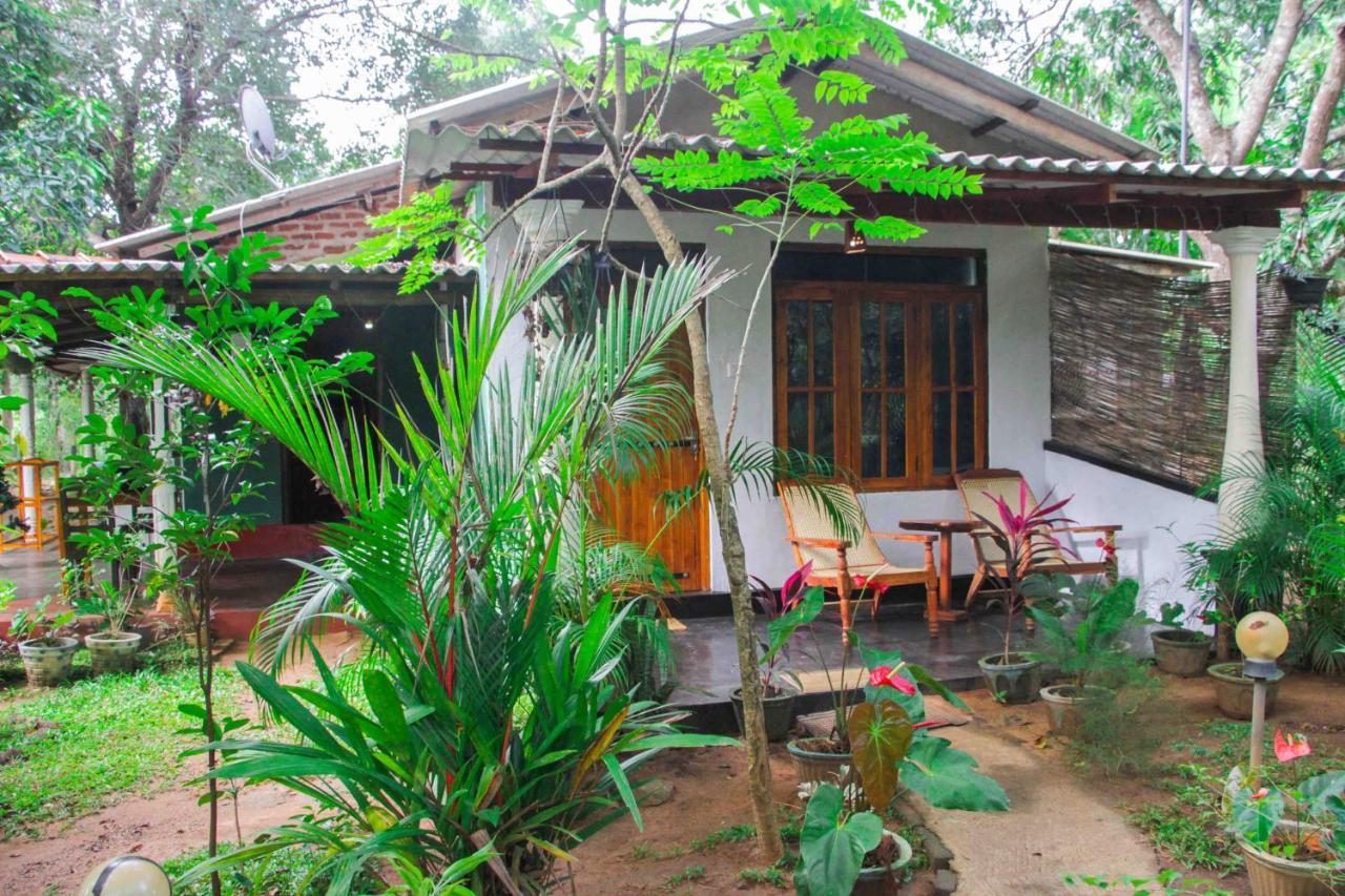 Manju Homestay Sigiriya Esterno foto