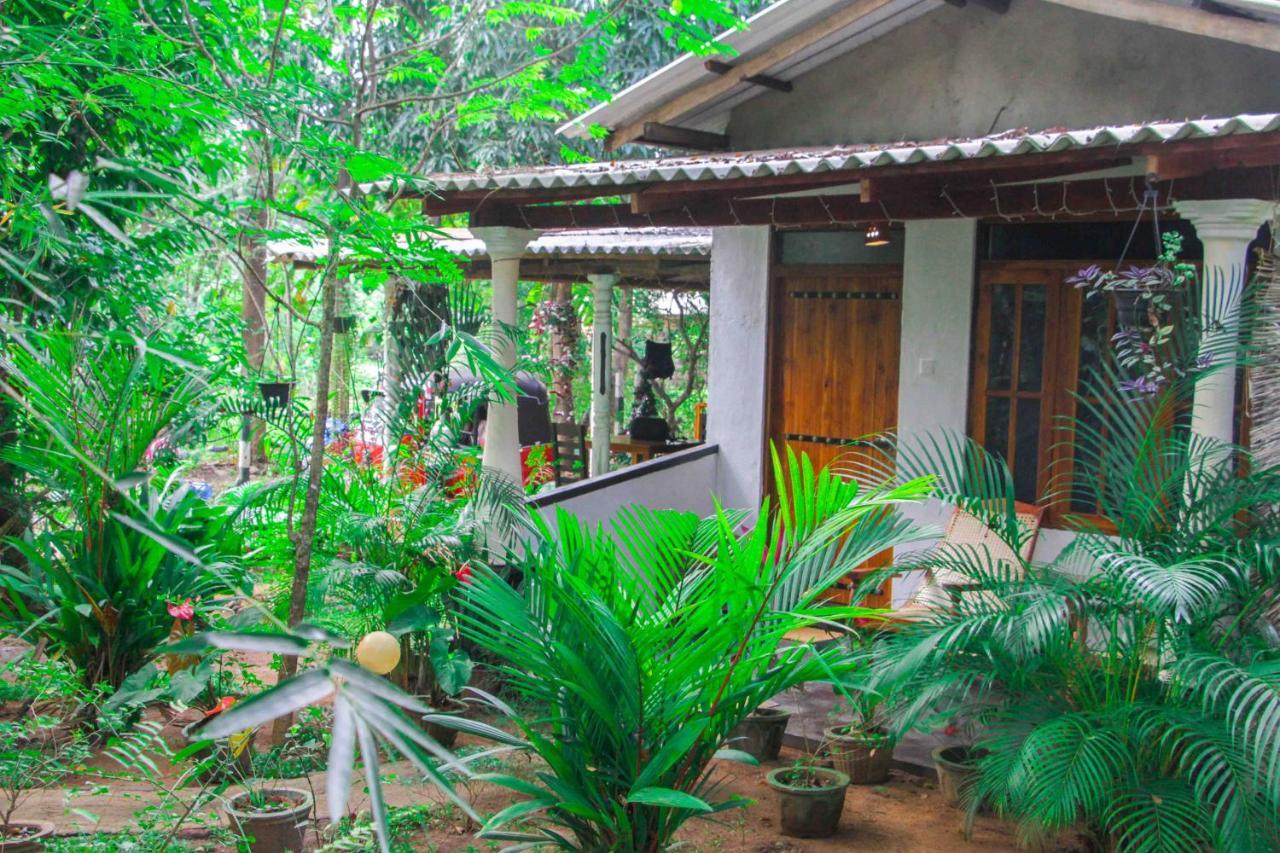 Manju Homestay Sigiriya Esterno foto